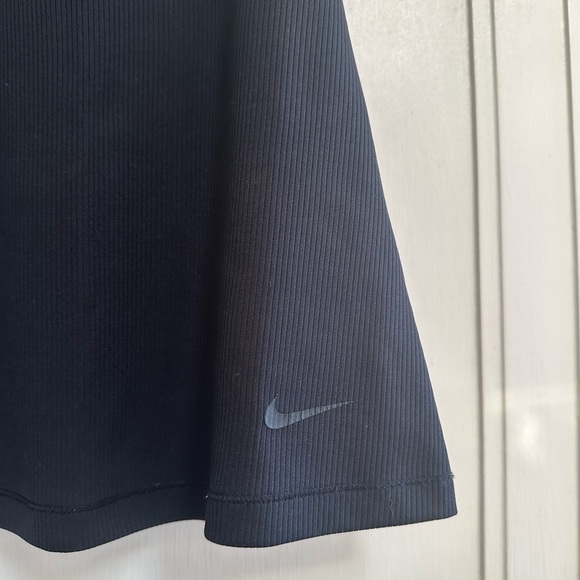 Nike Dri-Fit Women's Ribbed Tank Top - XS - Picture 5 of 5